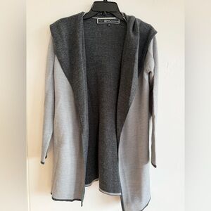 BNCI by Blanc Noir Elegant Two-Tone Wool Blend Cardigan in Gray